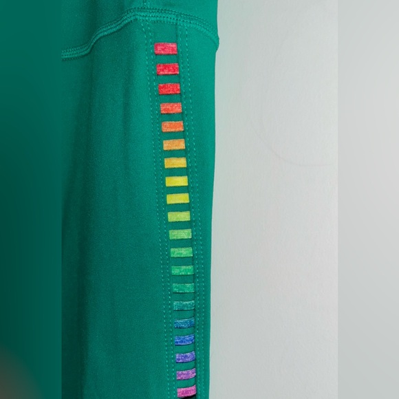 Nike RAINBOW Dry Dri-Fit Green Leggings 1X Womens NWT LGBTQ+ - Picture 2 of 5